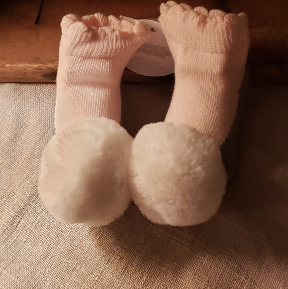 Mud Pie | Booties with rattles! - Picture 5 of 8